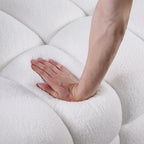 Canapé 3 places rembourré en tissu bouclé de 84,3 pouces avec coussins décoratifs